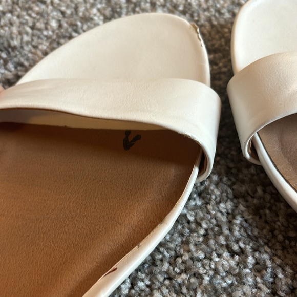 White Flat Wedges - Picture 4 of 4